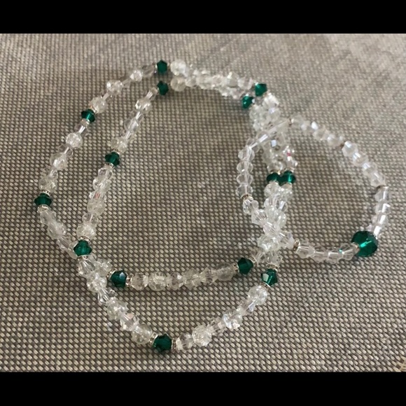 Clear Glass and Green Beaded Necklace Set - Picture 9 of 9
